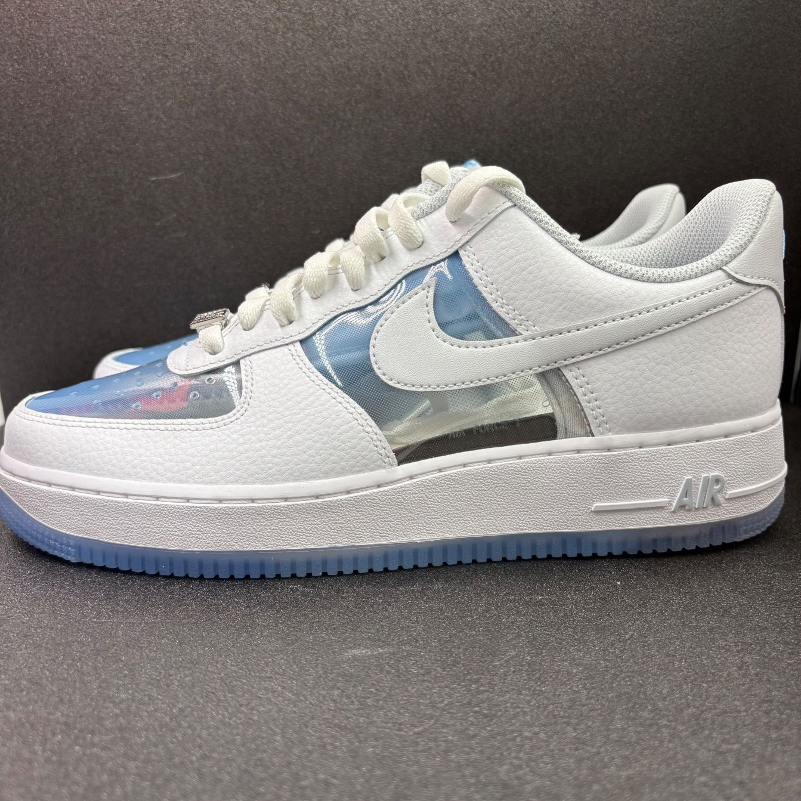 新品　Nike Air Force 1 Low 