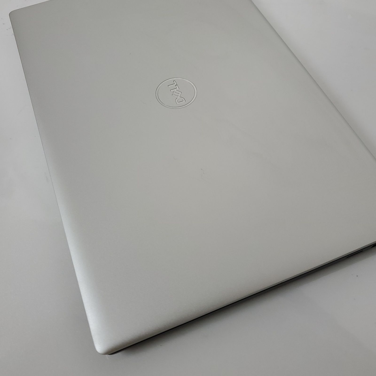 ノートPC・Dell Inspiron /P143G・11th Gen Intel(R) Core(TM) i5