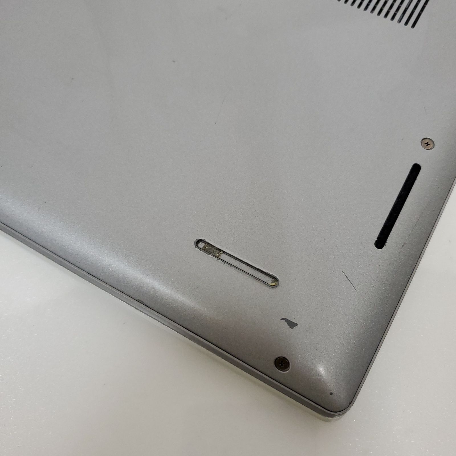 ノートPC・Dell Inspiron /P143G・11th Gen Intel(R) Core(TM) i5