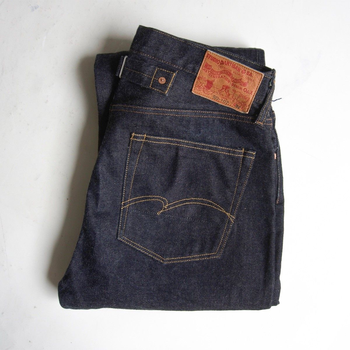美品】STUDIO D'ARTISAN【15ozシンチバック付きルーズストレート(SD