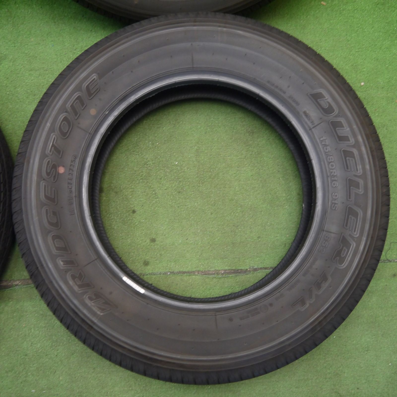 超バリ溝！25年！9.5分以上ジムニー 等 175/80R16 ブリヂストン