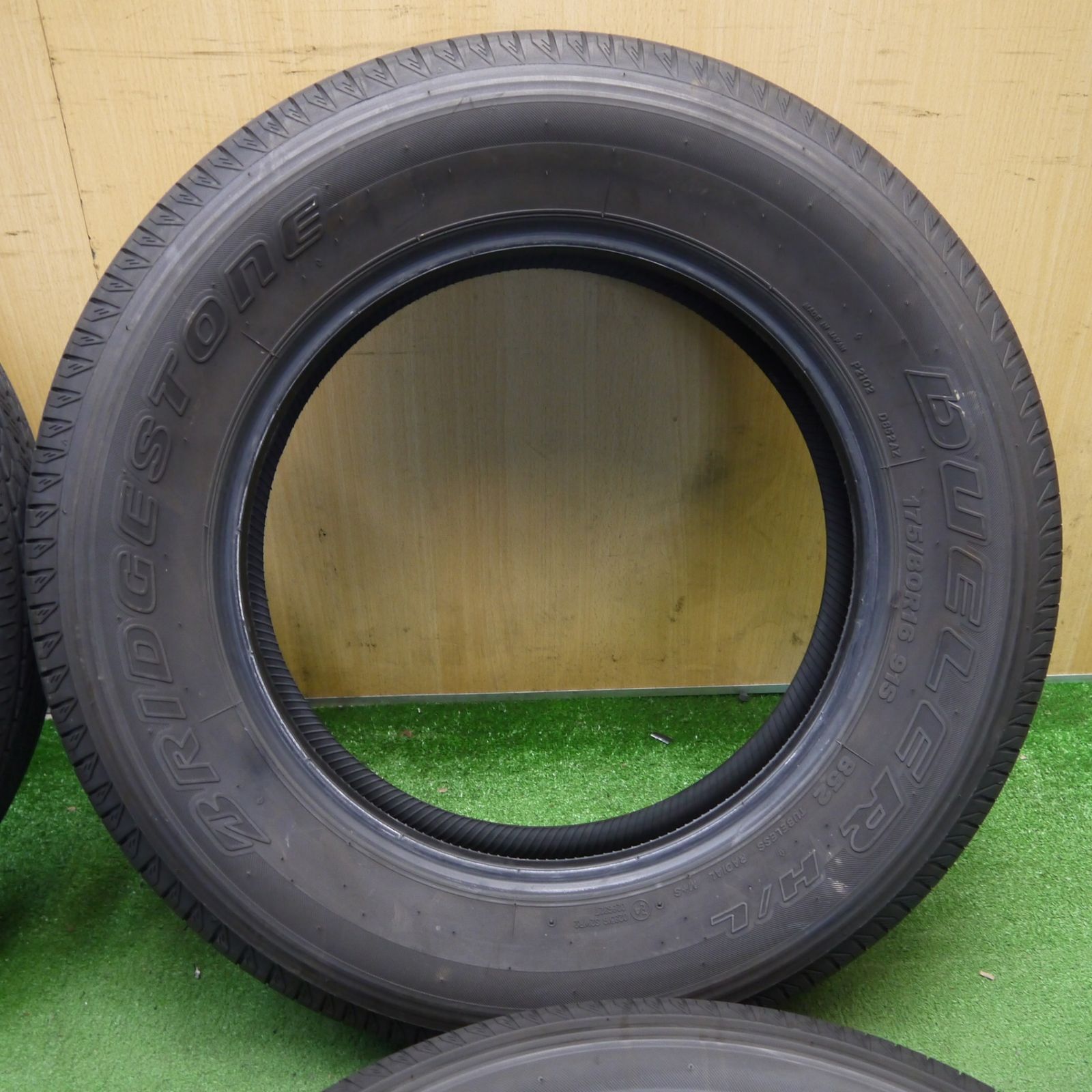超バリ溝！25年！9.5分以上ジムニー 等 175/80R16 ブリヂストン