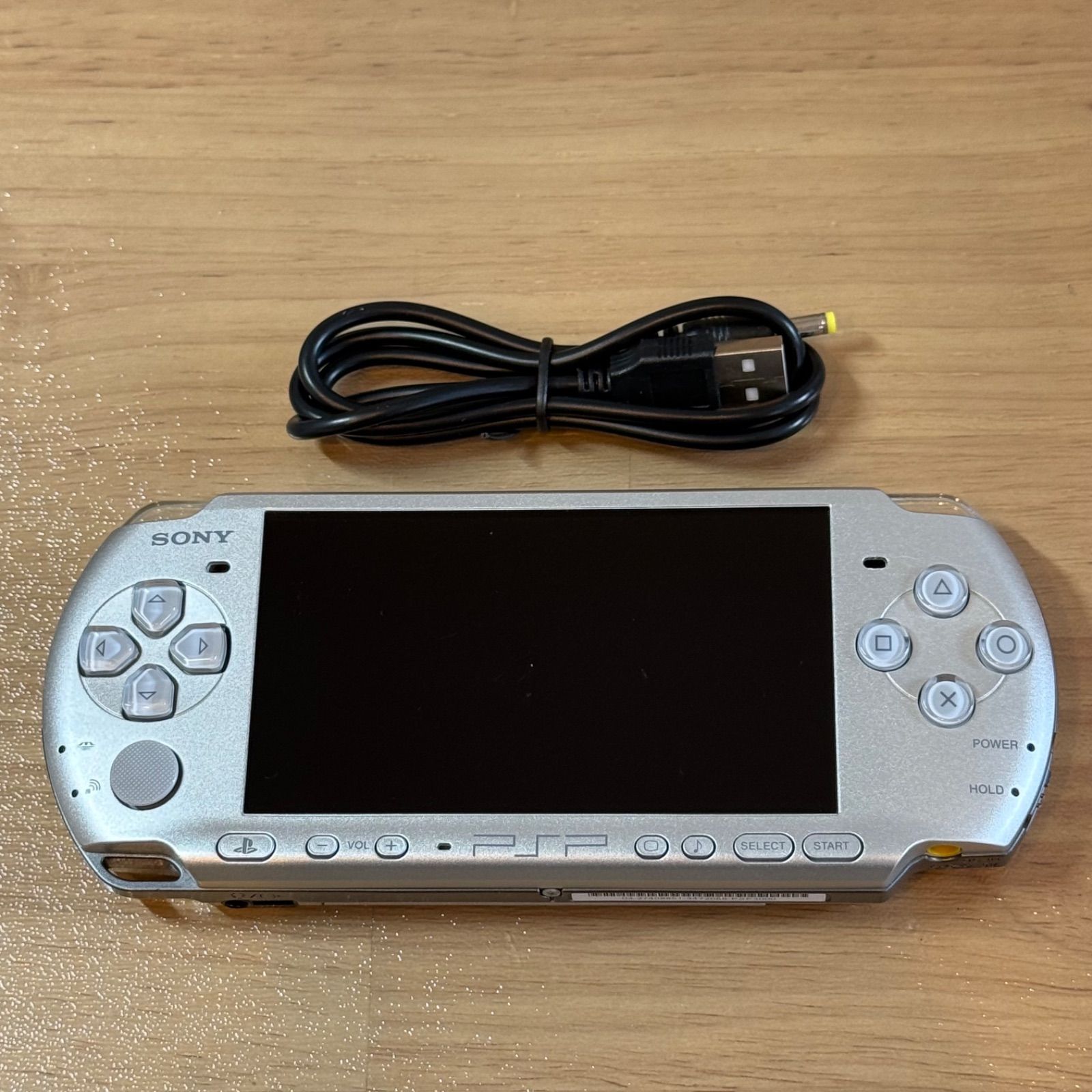 7-107 PSP-3000 ミスティック・シルバー 10,010円