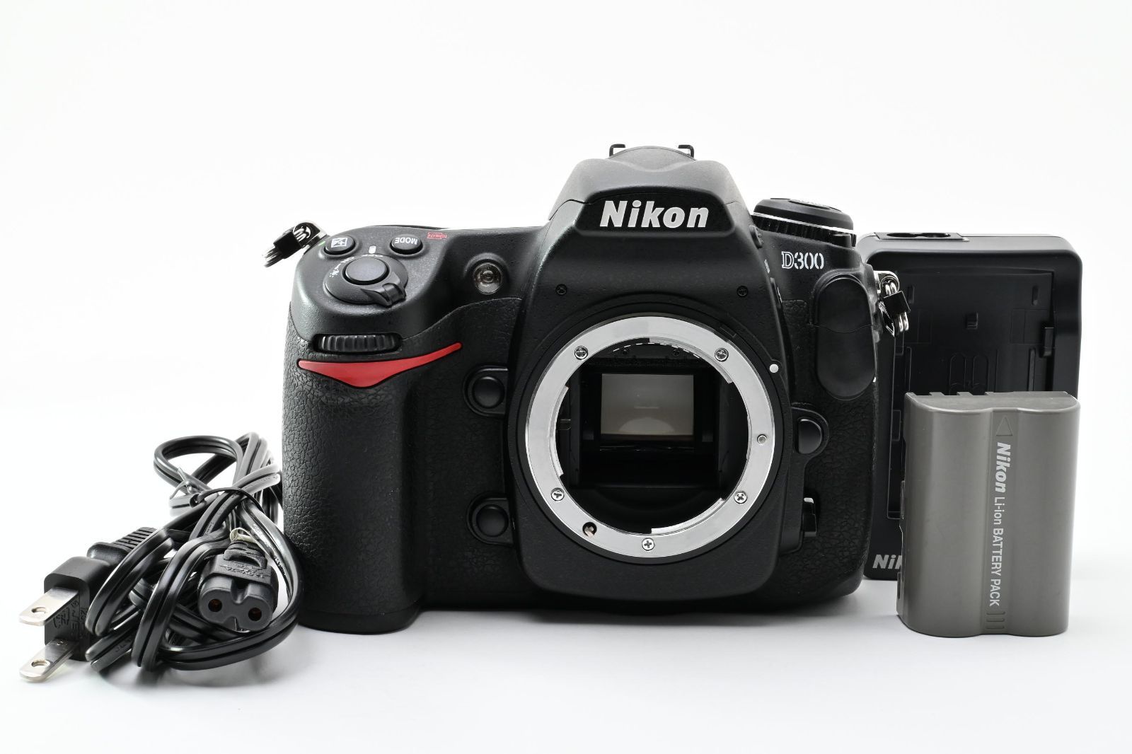★極上品★ 《ショット数 14654回》 ニコン NIKON D300 ボディ #2393