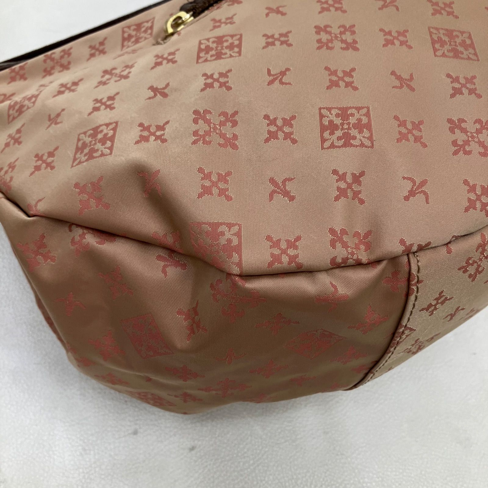 6092 russet ラシット ショルダーバッグ ナイロン レザー モノグラム 