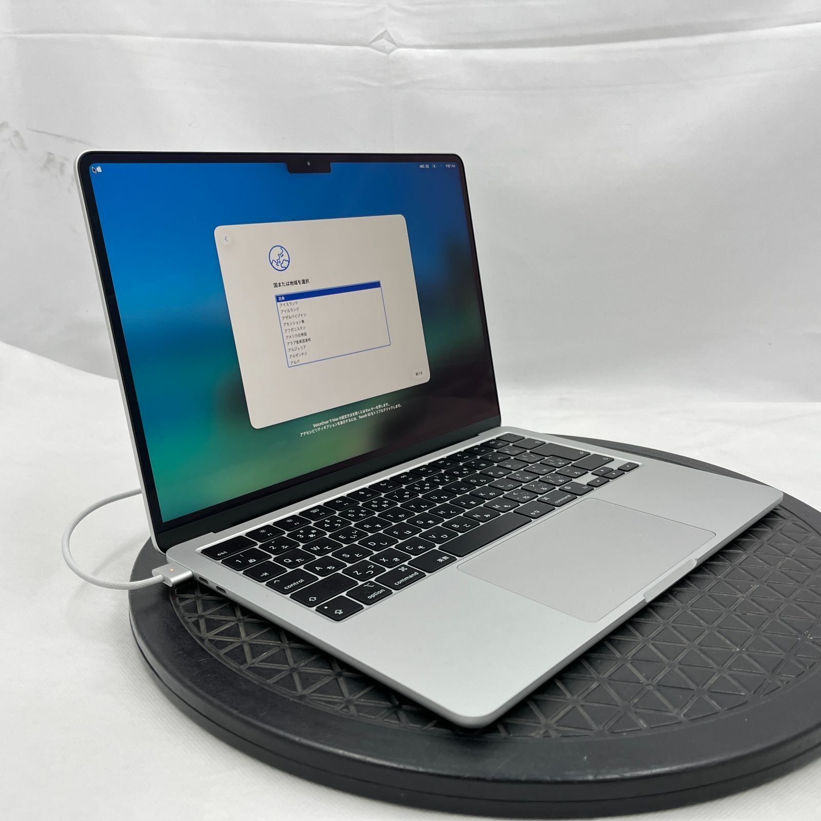 MacBook Air M2 13.6