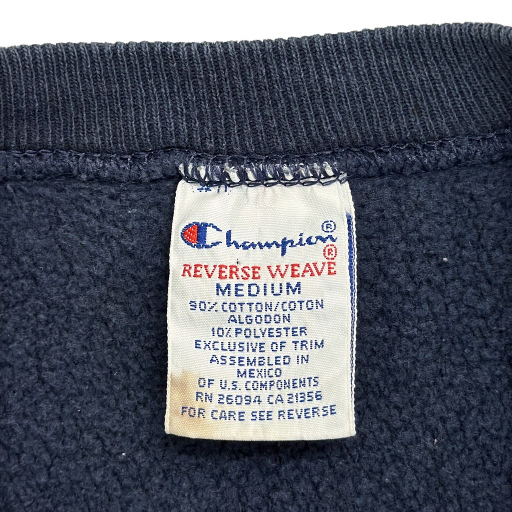 90年代 Champion チャンピオン REVERSE WEAVE リバースウィーブ カレッジスウェット ネイビー(メンズ MEDIUM)中古 古着 Y5531 90年代 Champion チャンピオン REVERSE WEAVE リバースウィーブ カレッジスウェット ネイビー(メンズ MEDIUM)中古 古着 Y5531