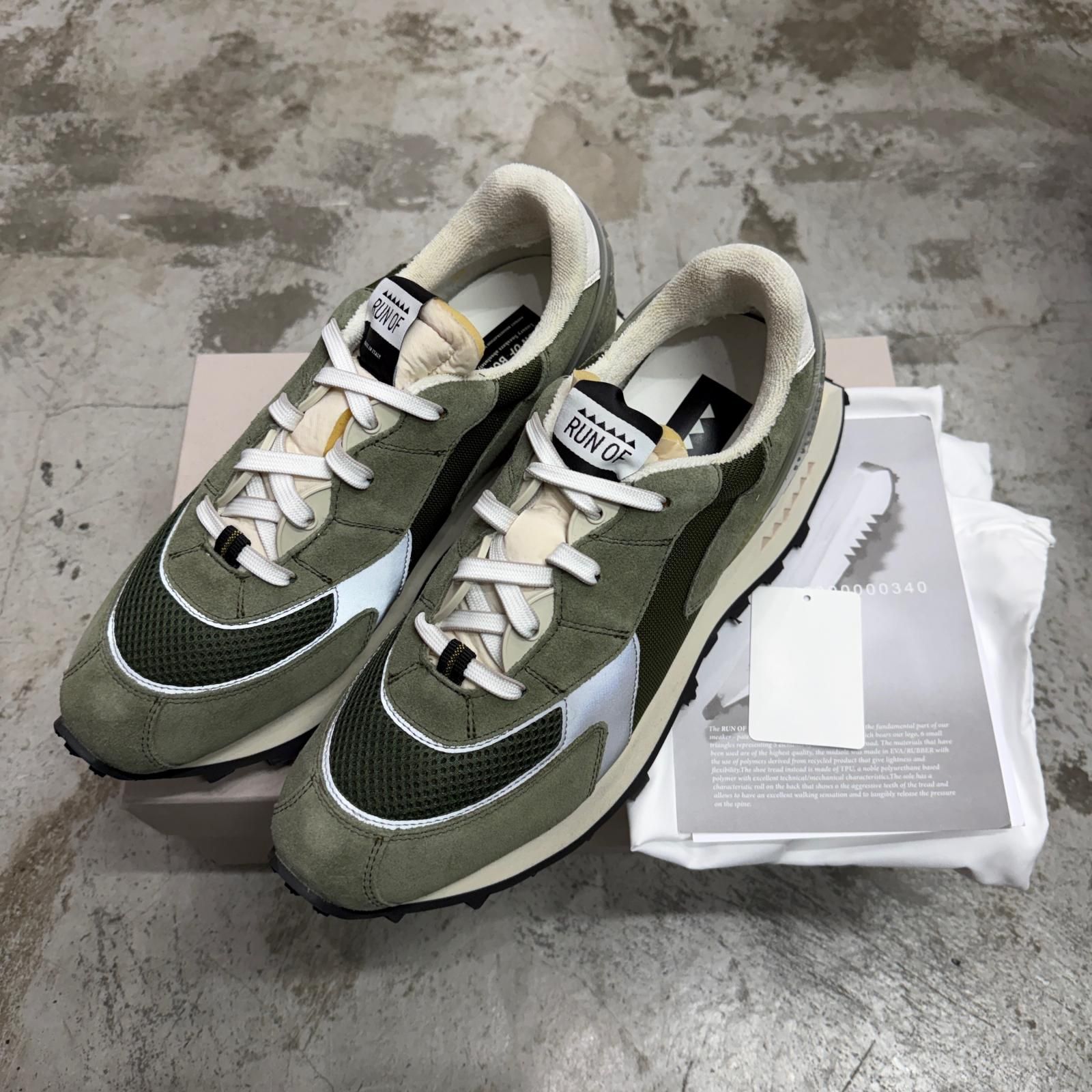 参考上代75900円 未使用 RUN OF TEMPELHOF MILITARY スニーカー