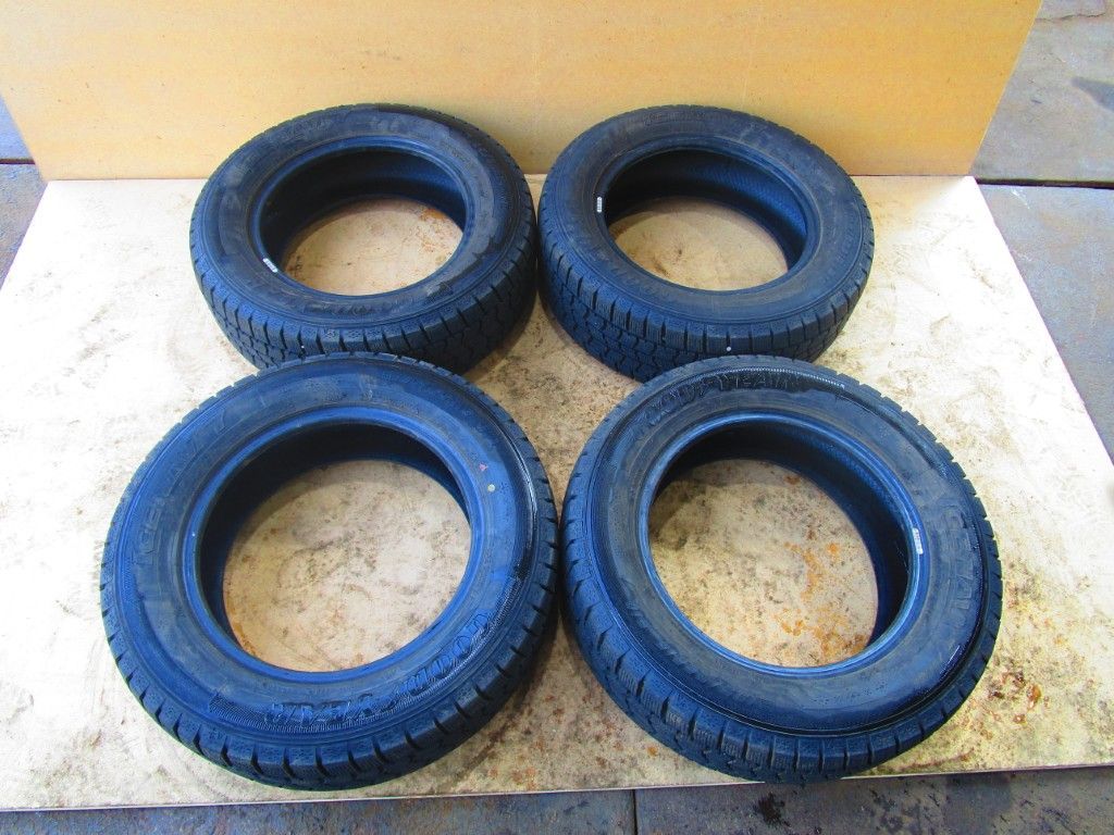 スタッドレスタイヤ4本 GOODYEAR ICE NAVI 2020年 195/65R15_91Q