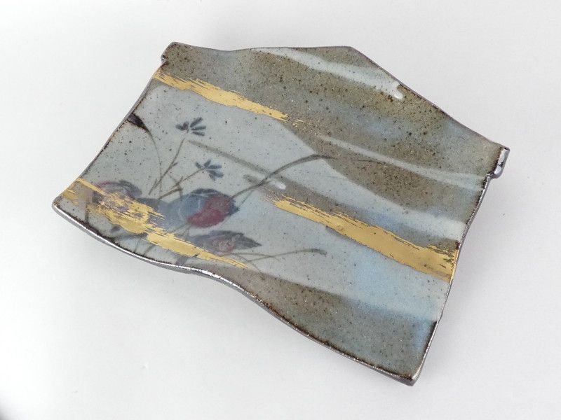 美術品・アンティーク・コレクション 坪島土平「金彩刷毛目 草花文絵馬