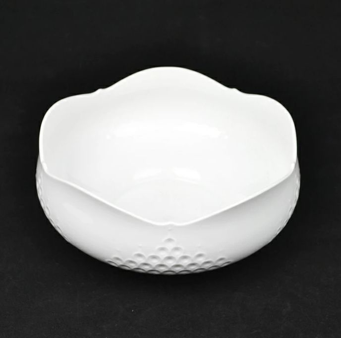 マイセン ホワイトレリーフ ボウル #Meissen #丸鉢 美品】Meissen マイセン ホワイトレリーフ ボウル 丸鉢 21cm - メルカリ