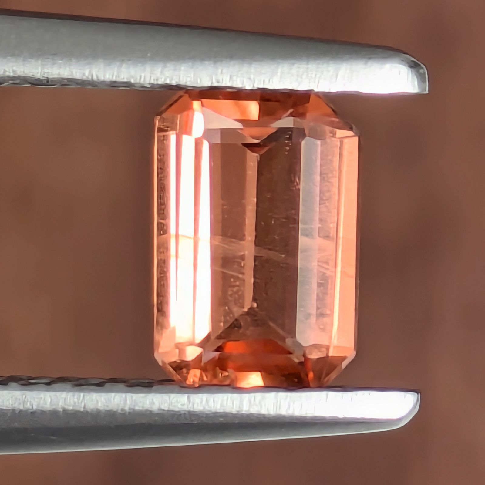 トリプライト ルース アフガニスタン産 【0.389ct】 PRO209077