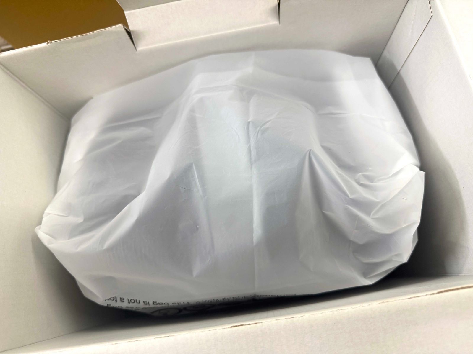 美品 Anker Nebula Cosmos Laser 4K ホームプロジェクター D2350