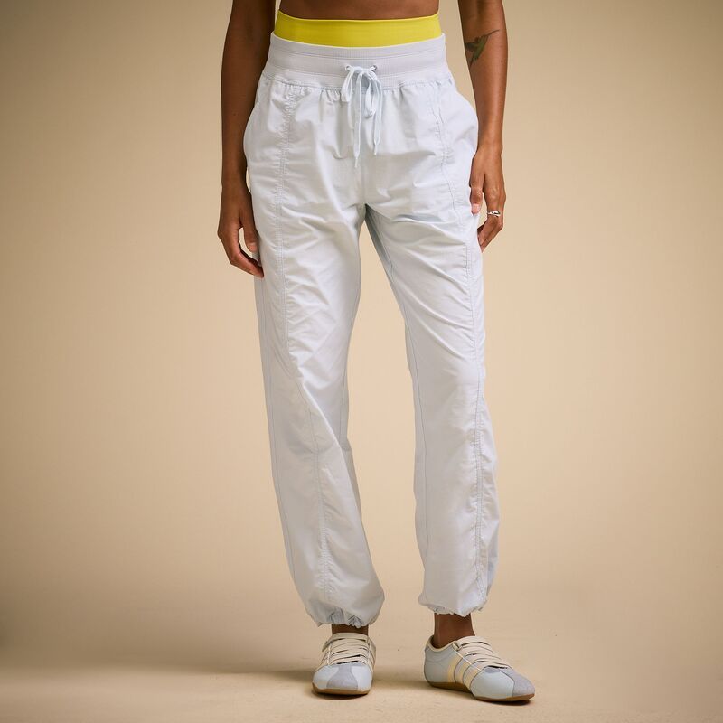 キャリー レディース ボトムス カジュアルパンツ CALIA Womens Effortless Nyluxe Straight Cinch Pant Blue Whisp ブルー