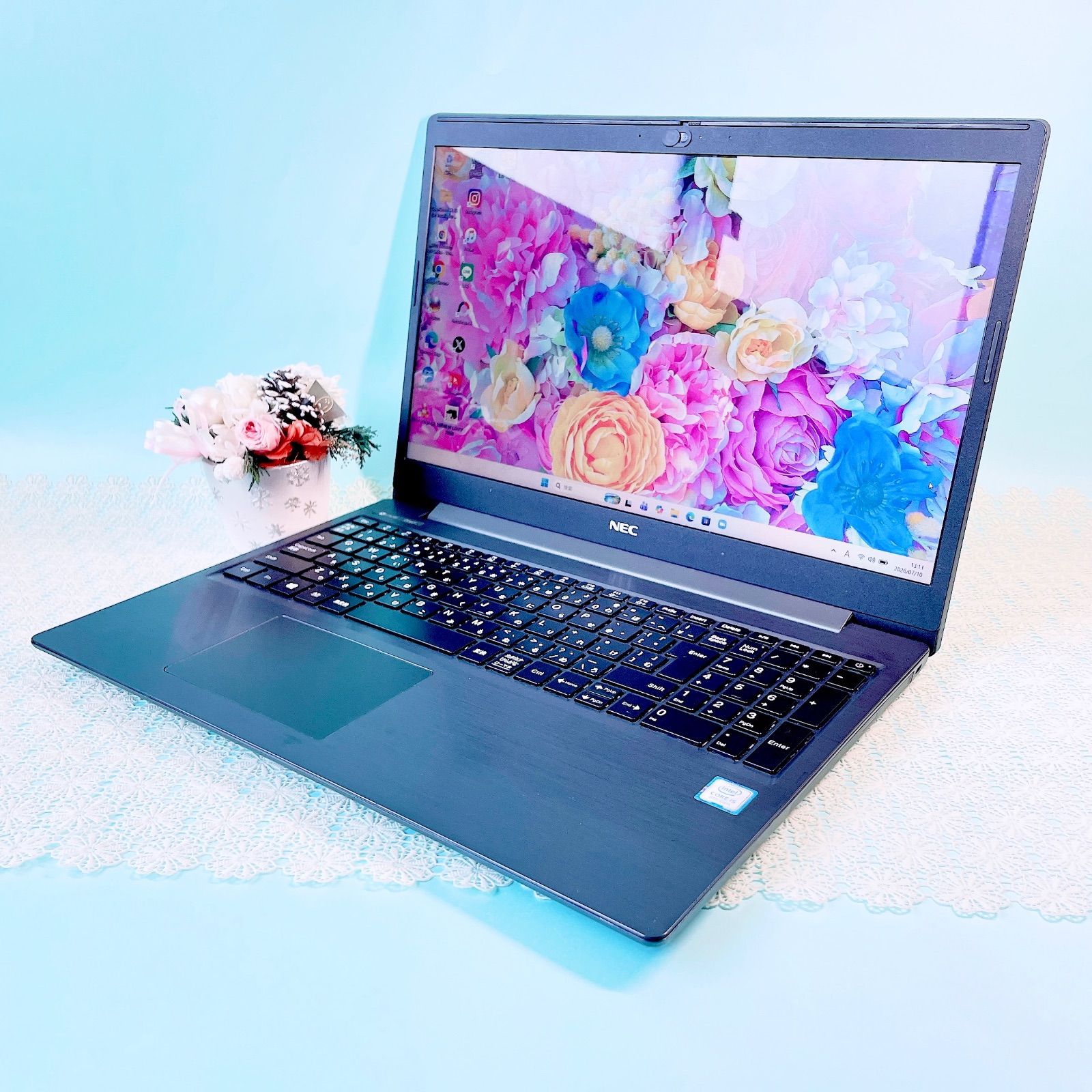 第8世代Coreｉ3✨SSD搭載で快適✨薄型ノートパソコン Windows11 動作良好‼️第8世代Corei5 薄型ノートパソコン SSD256GB 15.6型 WEB