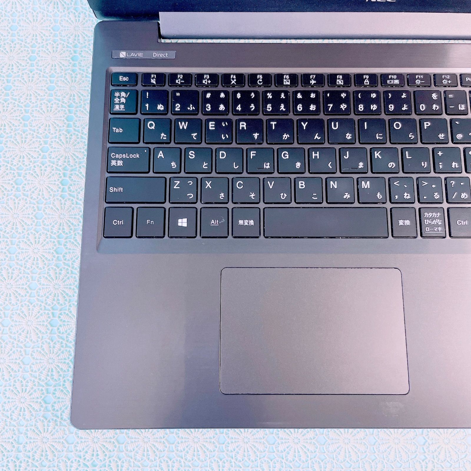 動作良好‼️第8世代Corei5 薄型ノートパソコン SSD256GB 15.6型 WEB