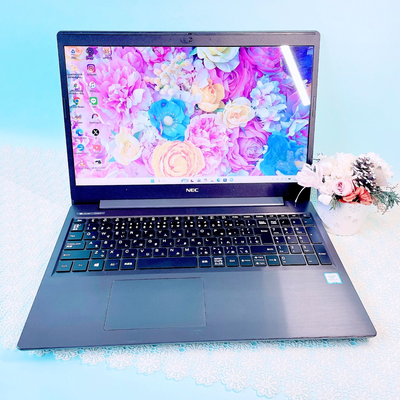 動作良好‼️第8世代Corei5 薄型ノートパソコン SSD256GB 15.6型 WEB