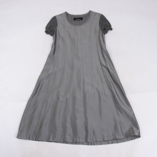 tricot comme des garconsグレー前ジップワンピース トリココムデギャルソンtricot COMME des GARCONS 袖ニット切替