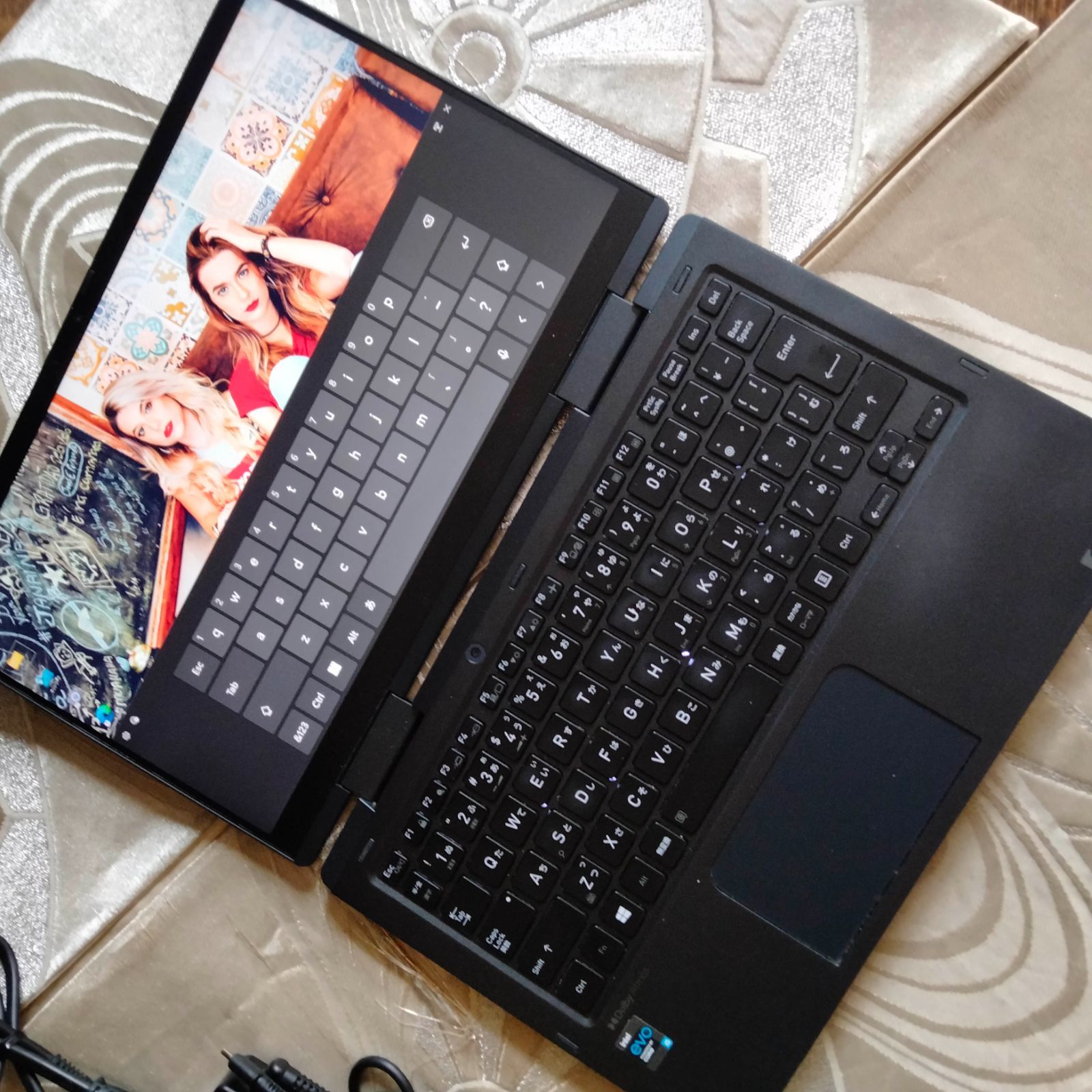 東芝 V83/HS 11世代i5 16G 256G SSD タッチ - メルカリ