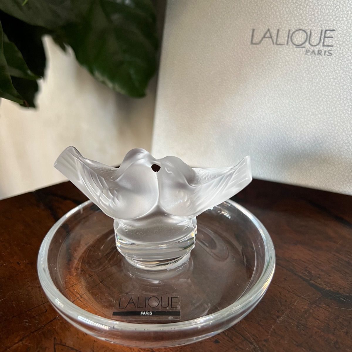 希少‼️Lalique クリスタル皿 女性の顔 鳥 ラリック （LALIQUE）「ドゥ・コロンブ」小鳥 ジュエリートレイ