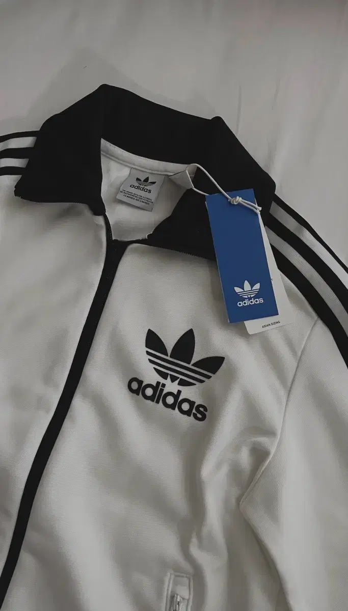 adidas BECKENBAUER(ベッケンバウアー) トラックジャージ ジャージ ブラック ホワイト xs 出品