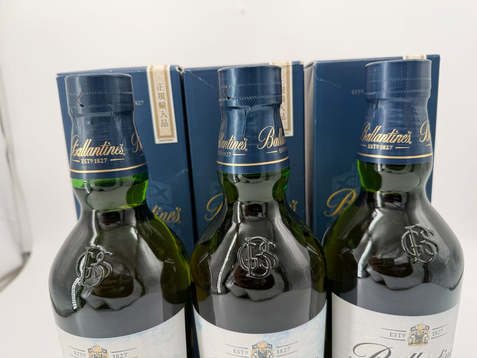 バランタイン17年 700ml 3本 箱付未開栓 - メルカリ