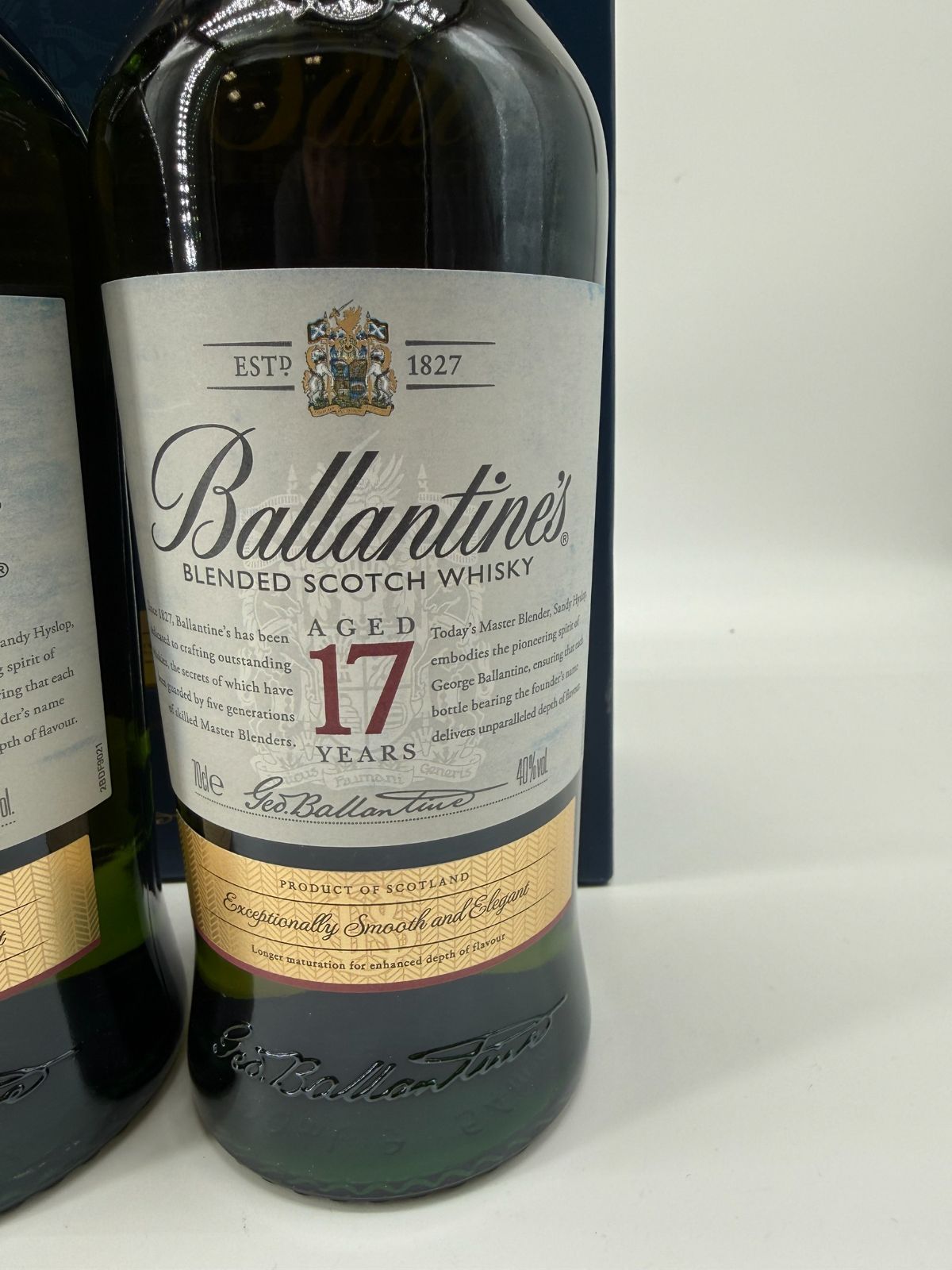 バランタイン17年 700ml 3本 箱付未開栓 - メルカリ