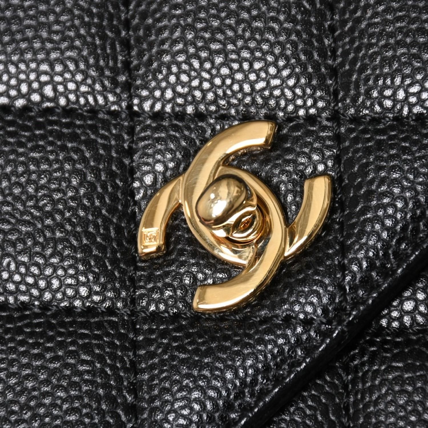 CHANEL シャネル【極美品】マトラッセ CCターンロック キルティングレザー 極美品 CHANEL シャネル マトラッセ キルティング ココマーク CC