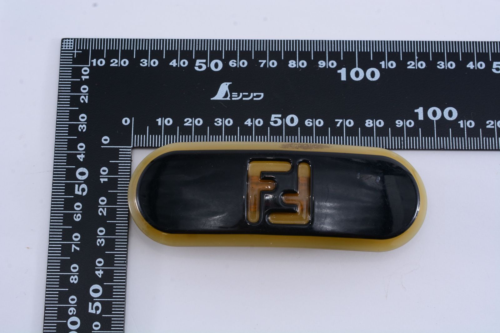 FENDI フェンディ バレッタ 髪留め ヘアクリップ FFロゴ ズッカ柄