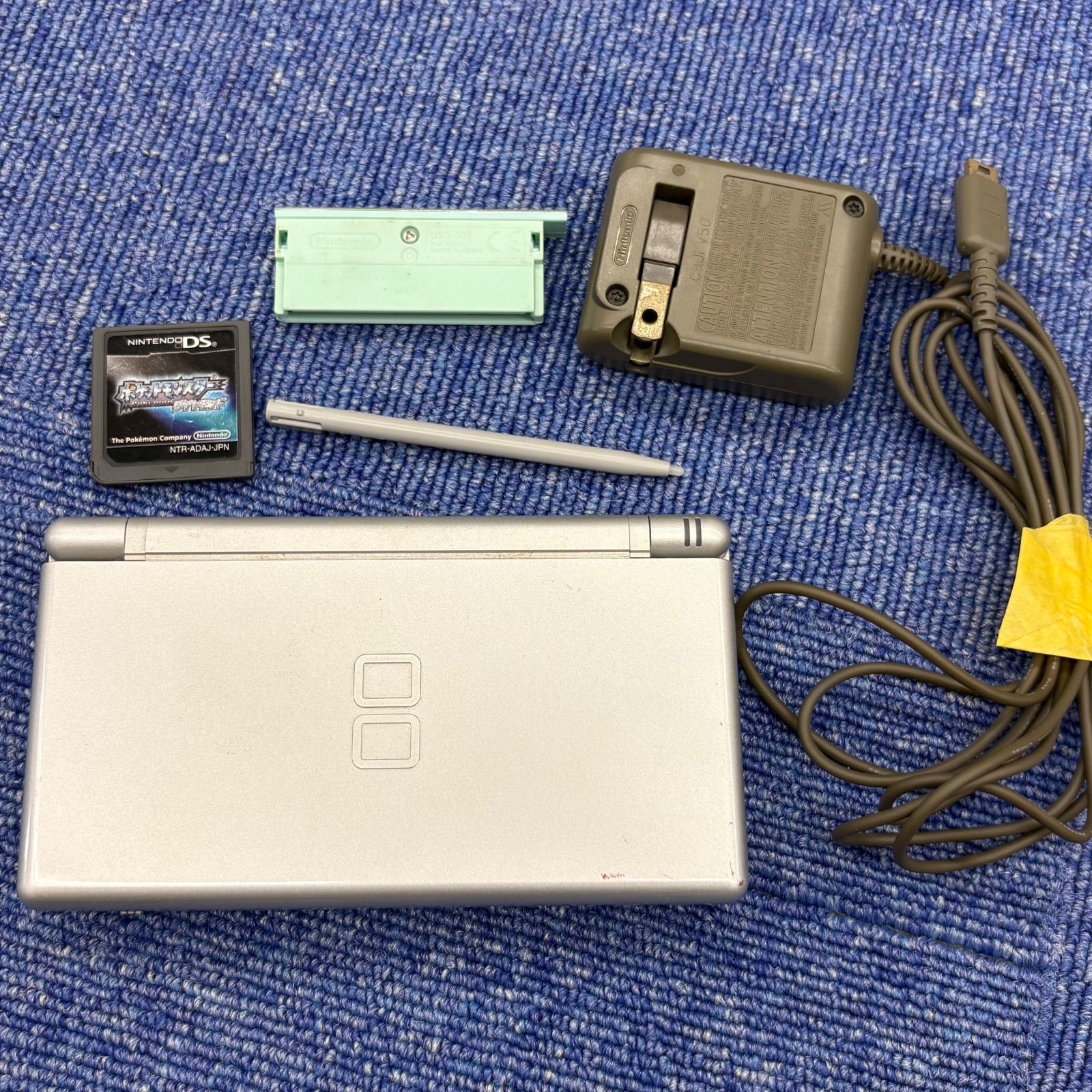 動作未確認】 NINTENDO DS Lite ニンテンドーDSライト 本体 充電