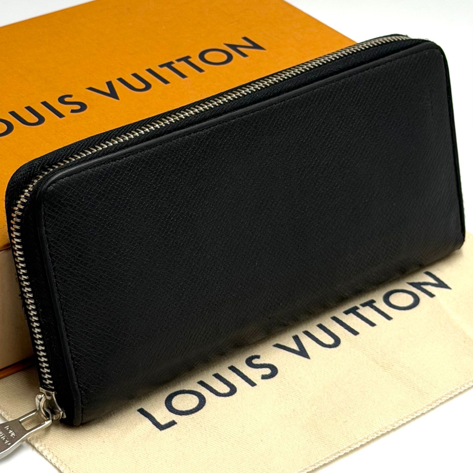 ルイヴィトン LOUIS VUITTON タイガ ジッピーウォレット ヴェル