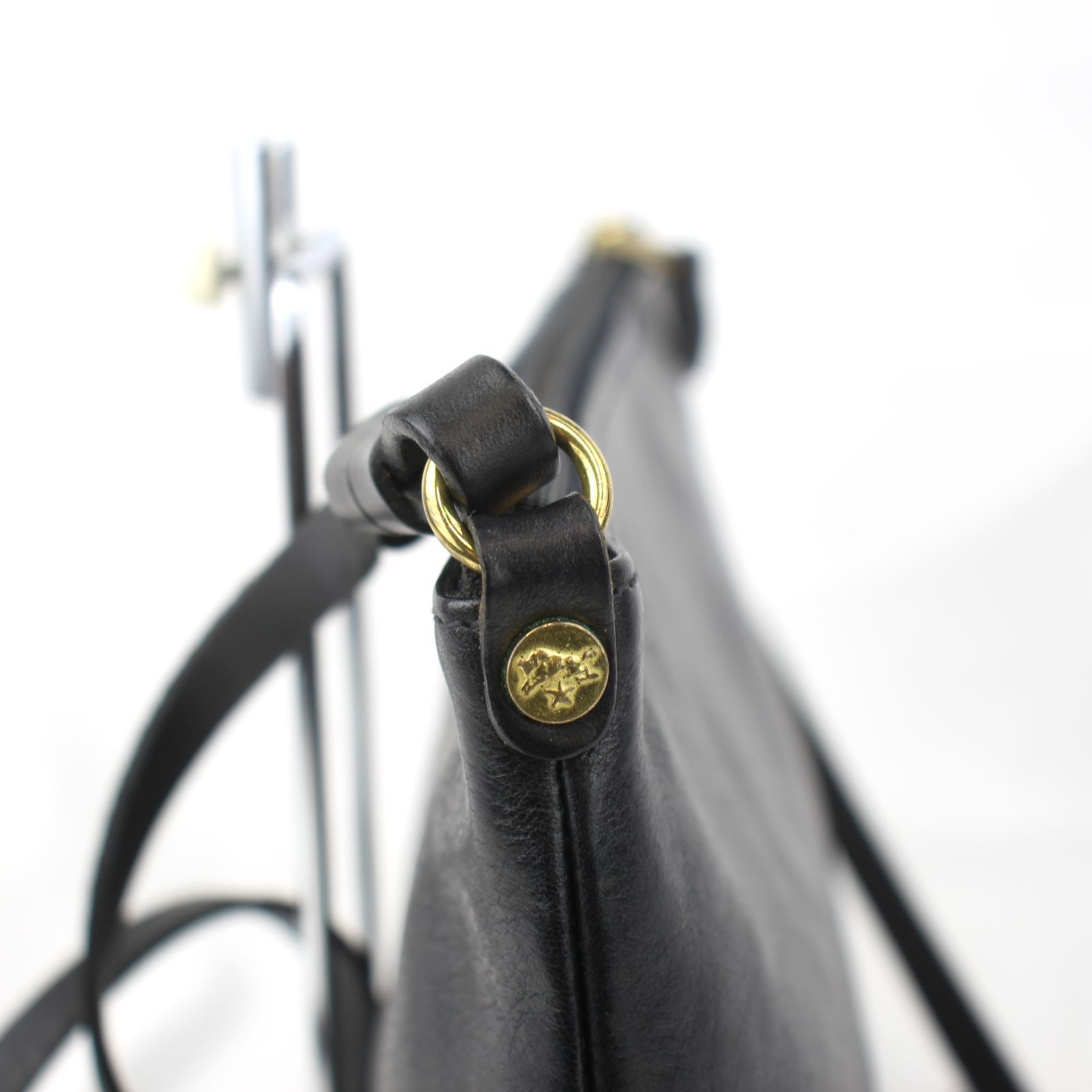 IL BISONTE イルビゾンテ ショルダーバッグ 2way クラッチバッグ