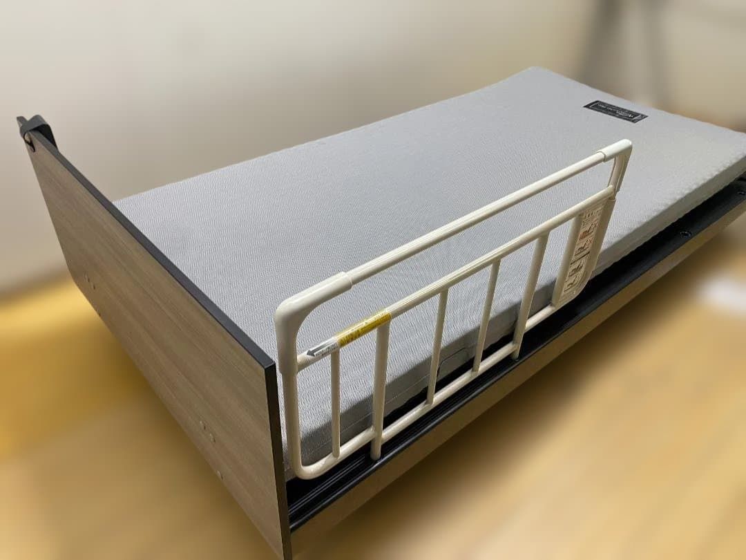 PARAMOUNT BED パラマウントベッド 楽匠 RQ1031SJB 3モーター 電動介護 