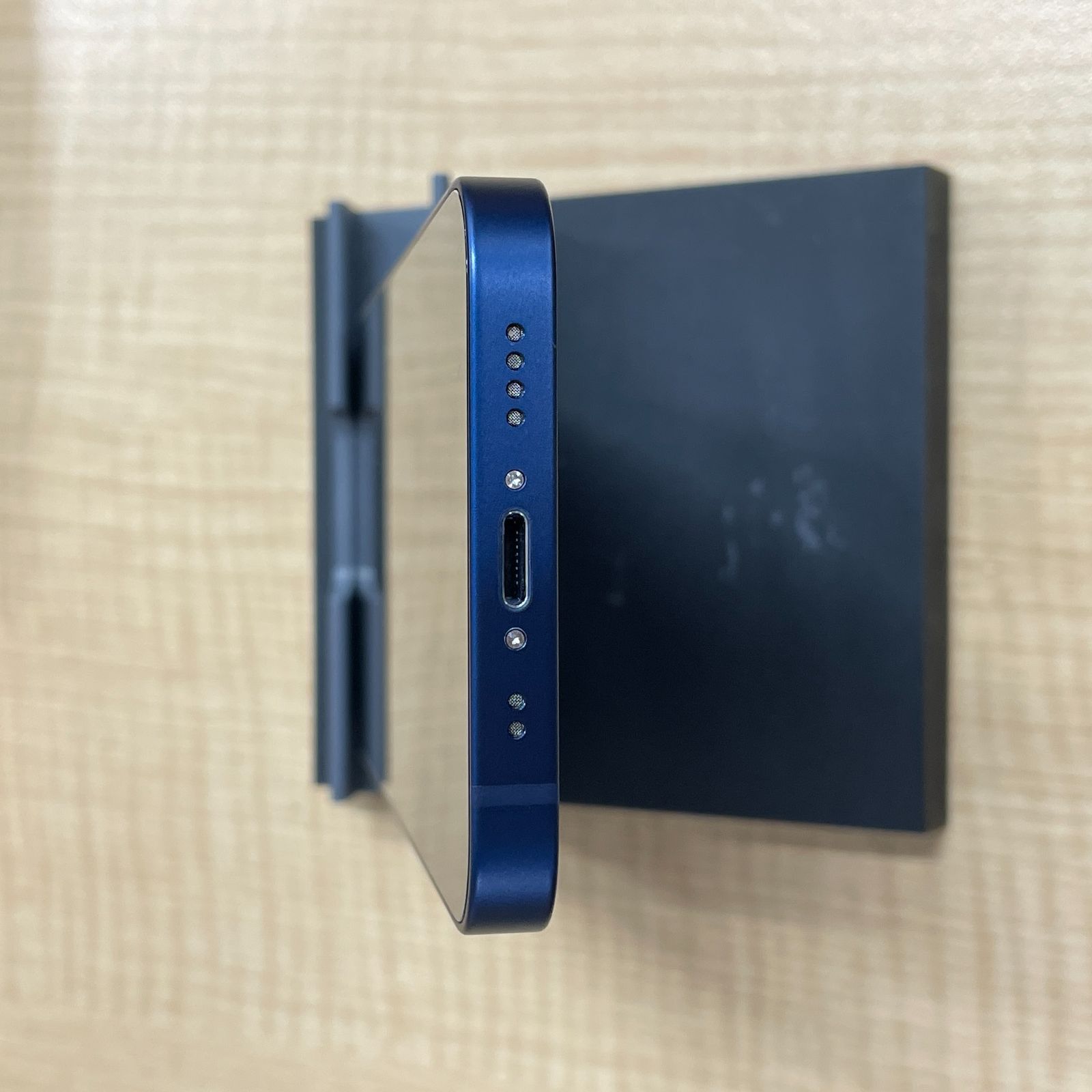 美品 iPhone 12 mini 64GB ブルー SIMフリー - メルカリ