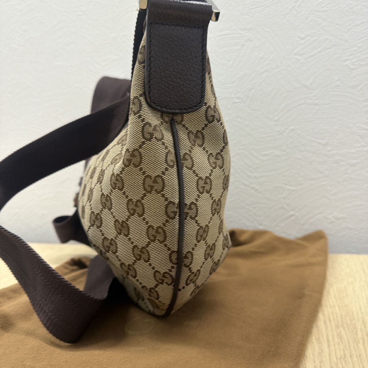 極美品✨グッチ ショルダーバッグ GG キャンバス レザー 肩掛け 保存袋 
