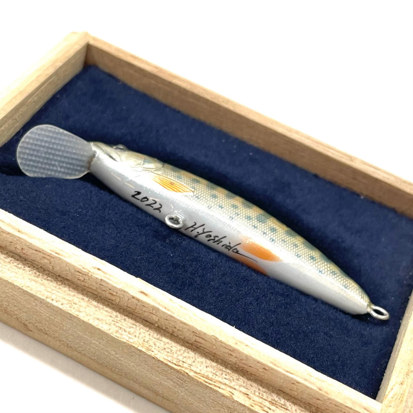尾張小牧店】 中古 ルアー 魚類模型作家 吉田光 HY-50S II 山女魚 【87