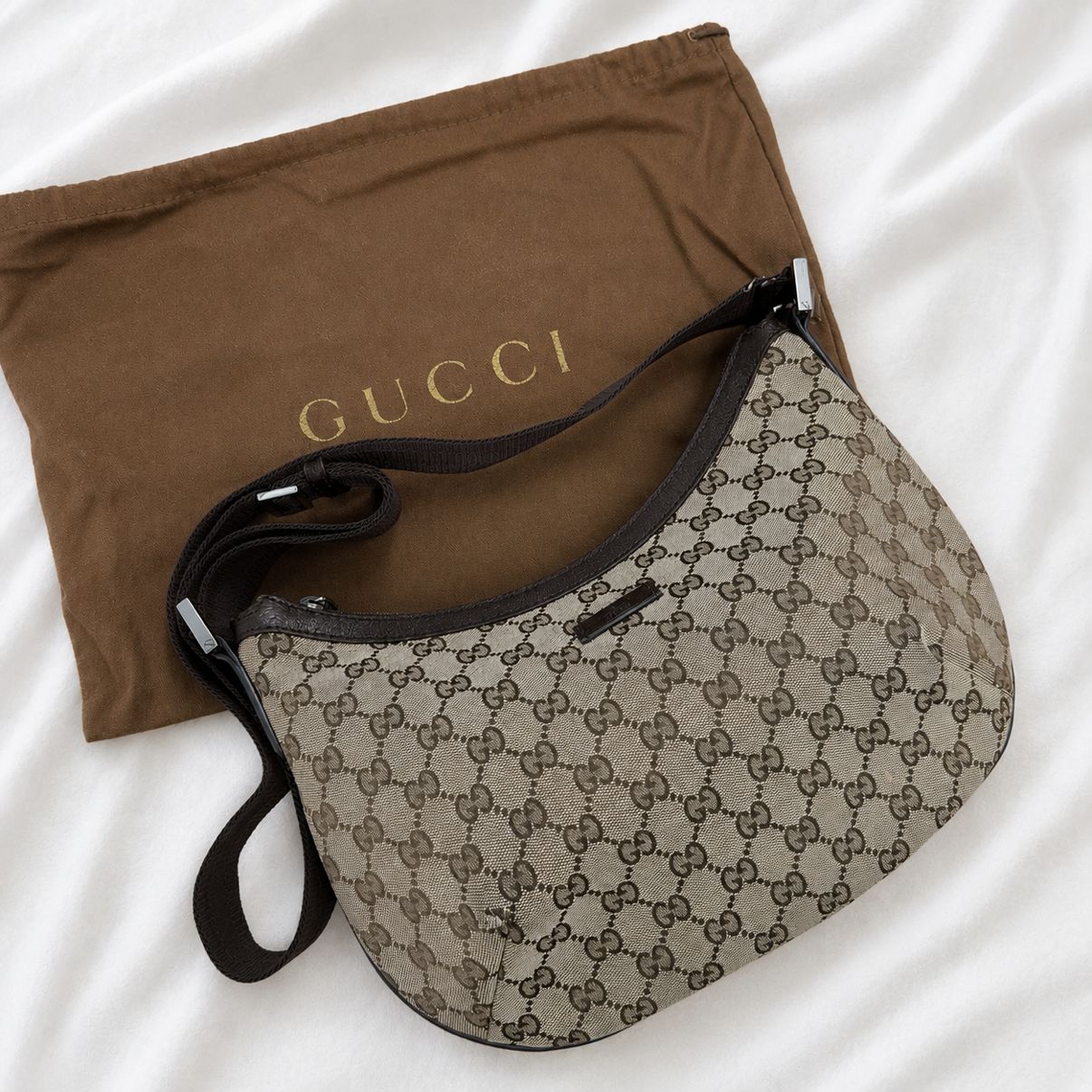 美品】GUCCI グッチ/ GGキャンバス ショルダーバッグ / 保存袋付き 