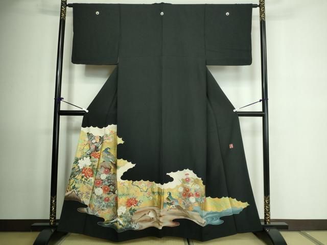 正絹黒留袖　作家物　豪華刺繍　金彩　⑧ MOH0-0295 豪華黒留袖 作家物 流水花鳥文 金彩 正絹 逸品 - メルカリ