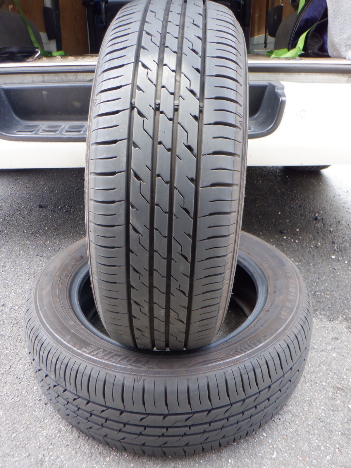 中古バリ山 185/60R15 エコファイン（住友ゴム製） 2023年製 2本