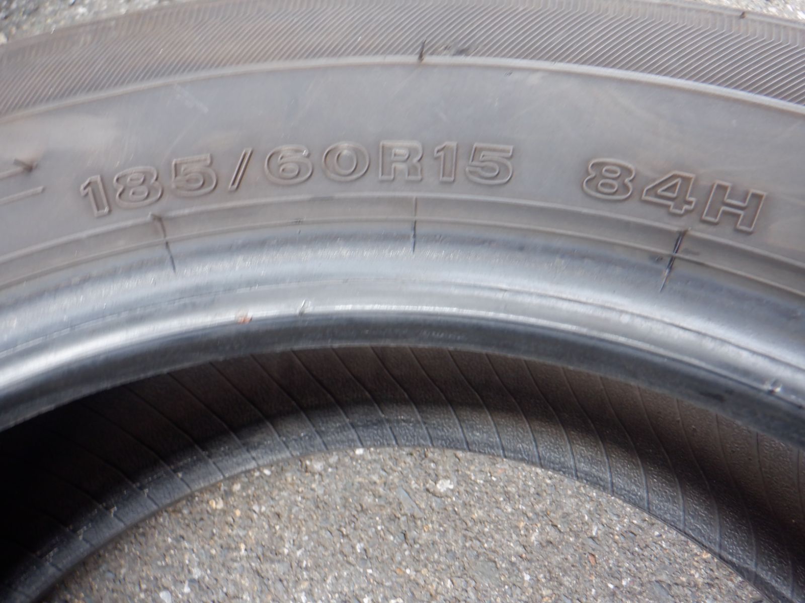 中古バリ山 185/60R15 エコファイン（住友ゴム製） 2023年製 1本