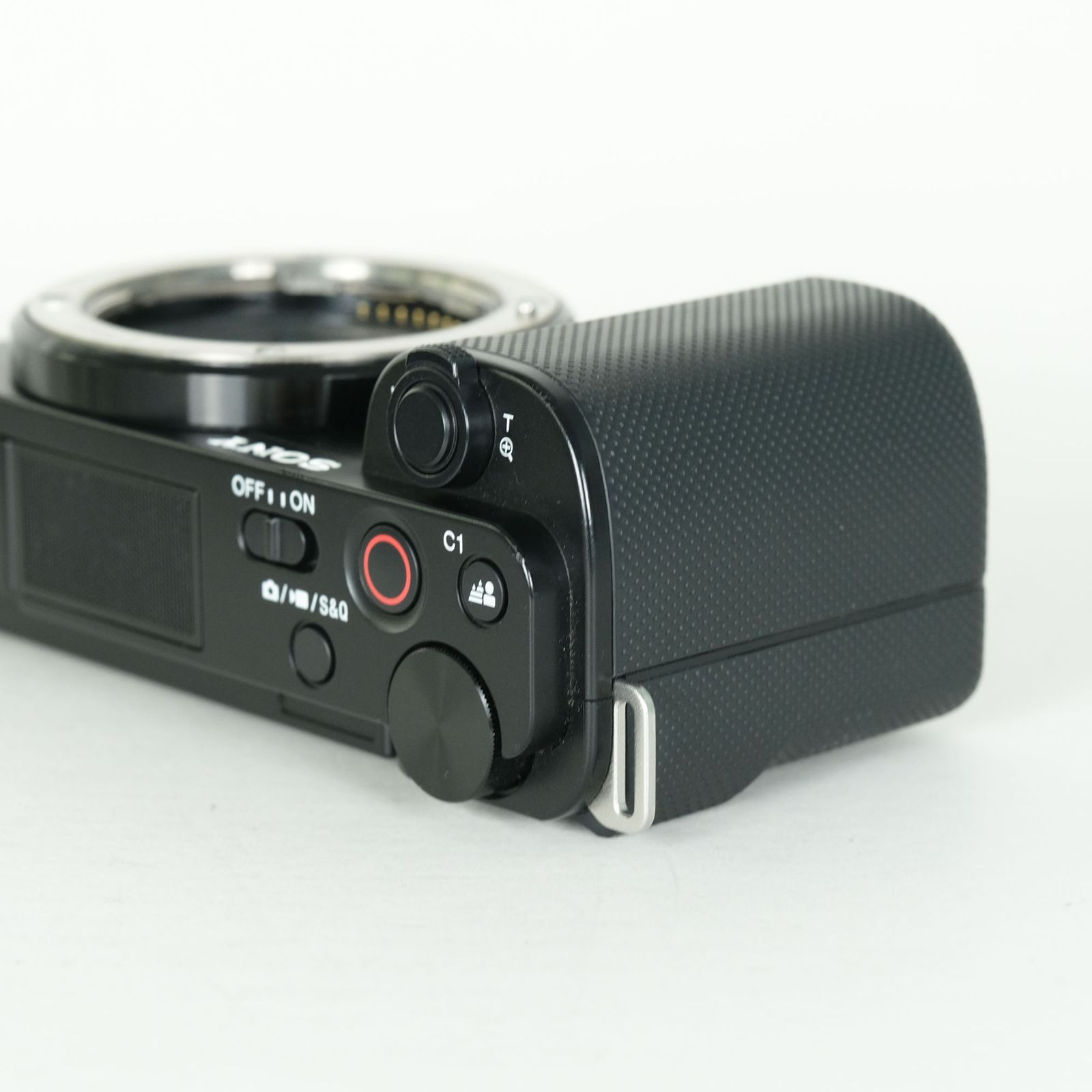 SONY ZV-E10 ボディ（シャッター数52枚　高速SDカード付き） 良品 | シャッター数5,350回｜バッテリー2個付] SONY VLOGCAM ZV-E10