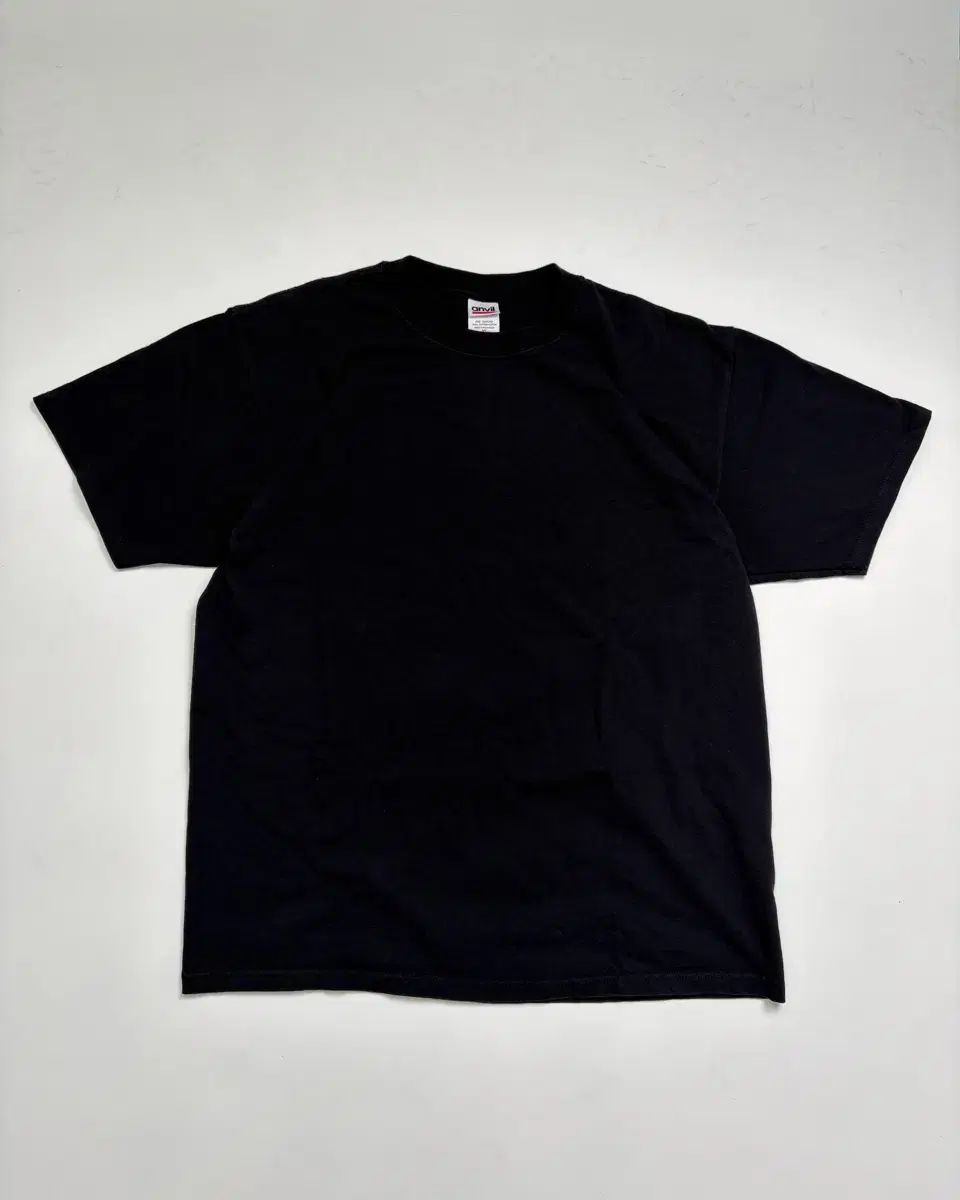 00s Bitch Tee (black)