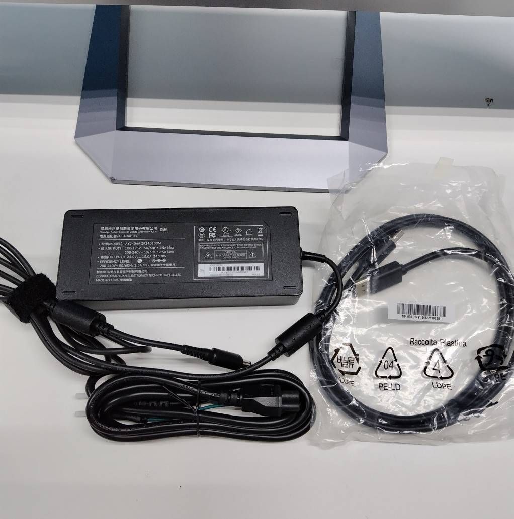 中古Bランク】Titan Army 32インチ 4Kゲーミングモニター - メルカリ