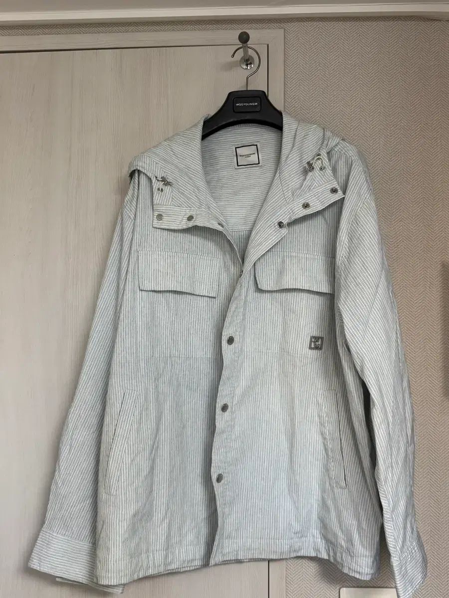 (48) 25ss ウーヨンミ ストライプ WHO シャツ