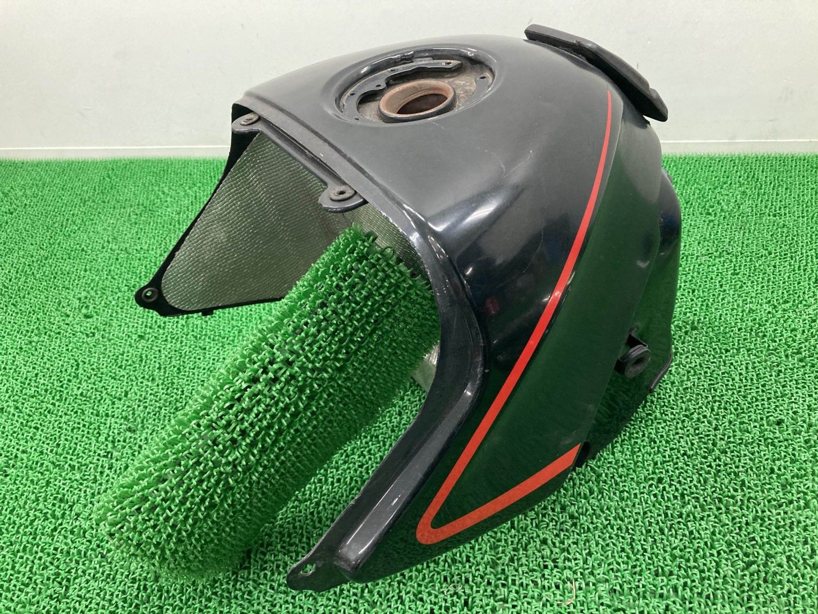 ZX-4 タンク 黒 カワサキ 純正 中古 ZX400G ZX4 フューエルタンク 燃料