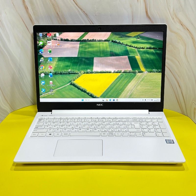LAVIE 第8世代Core i7 Windows11 SSD256GB - メルカリ