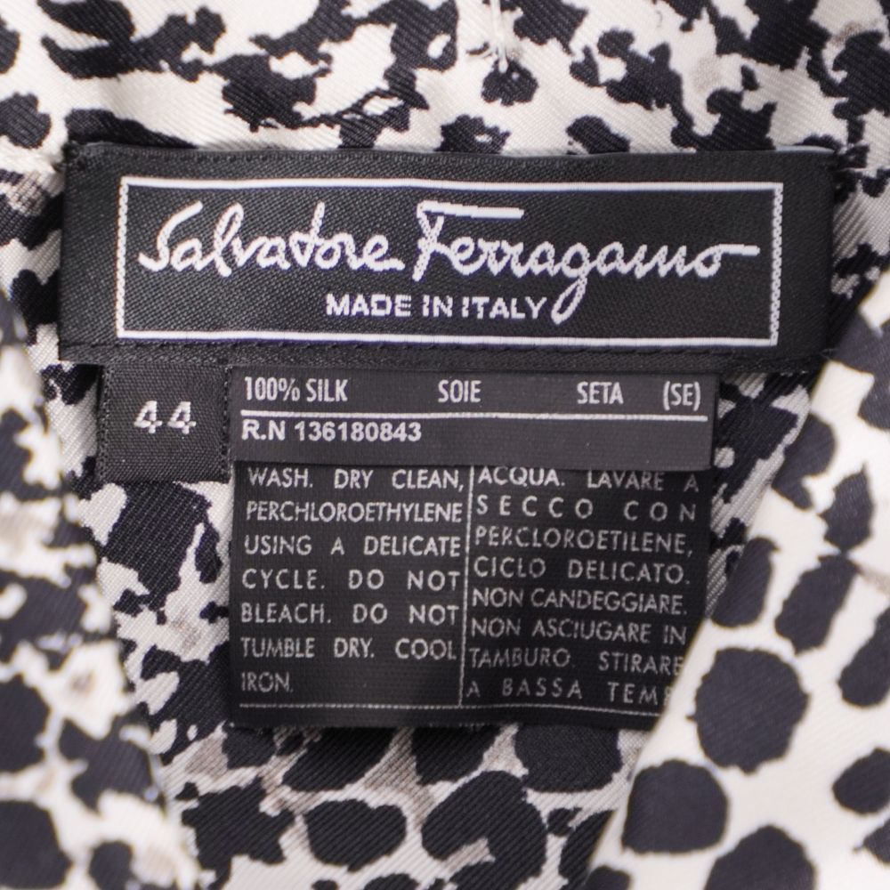 極美品 サルヴァトーレ フェラガモ Salvatore Ferragamo シャ - メルカリ