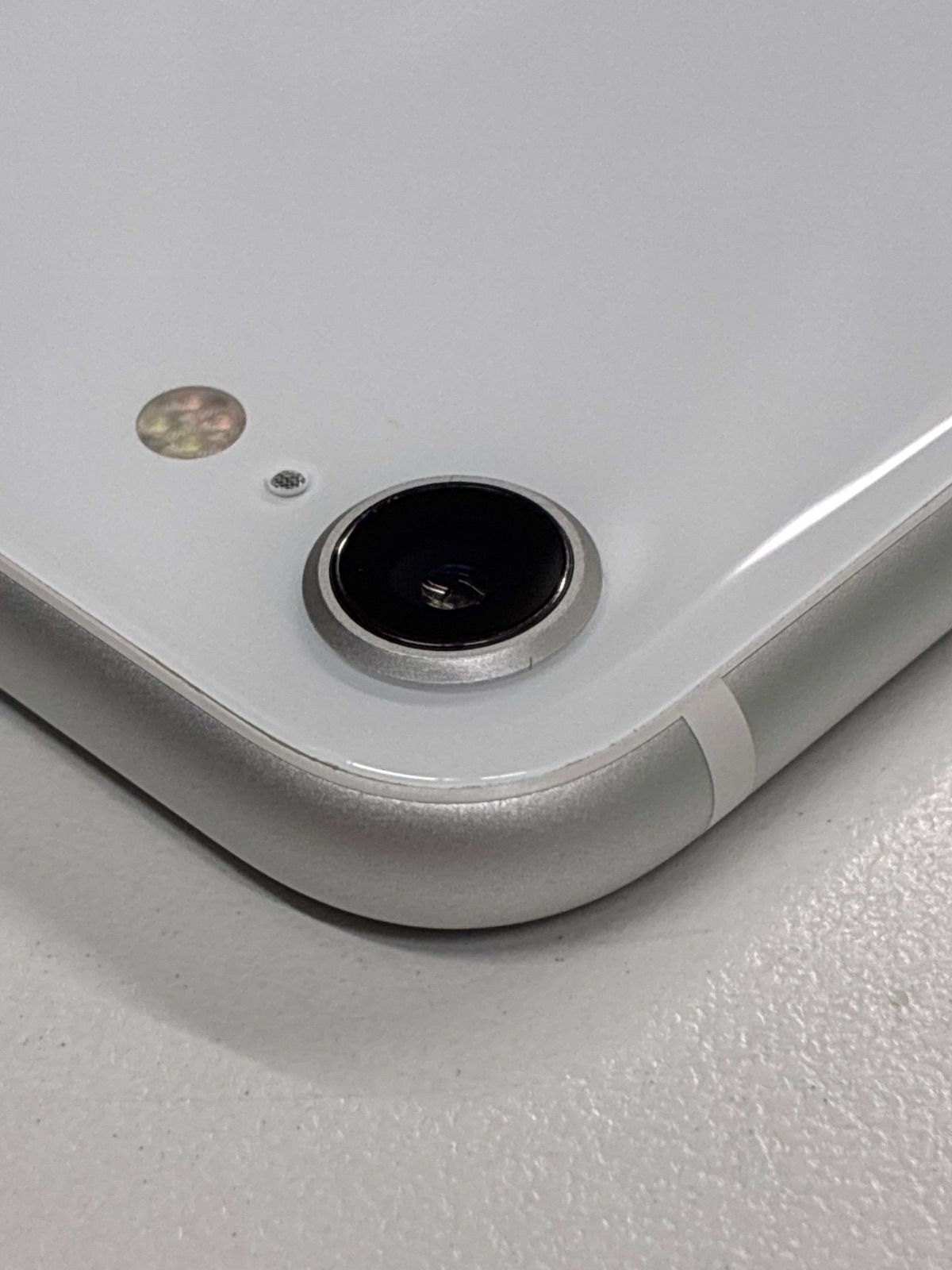 iPhone 本体【目立った傷なし】Apple - メルカリ