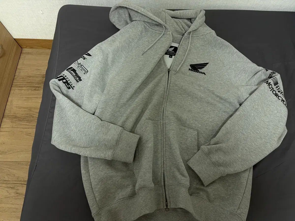 XL ホンダ グレー フード ジップアップ
