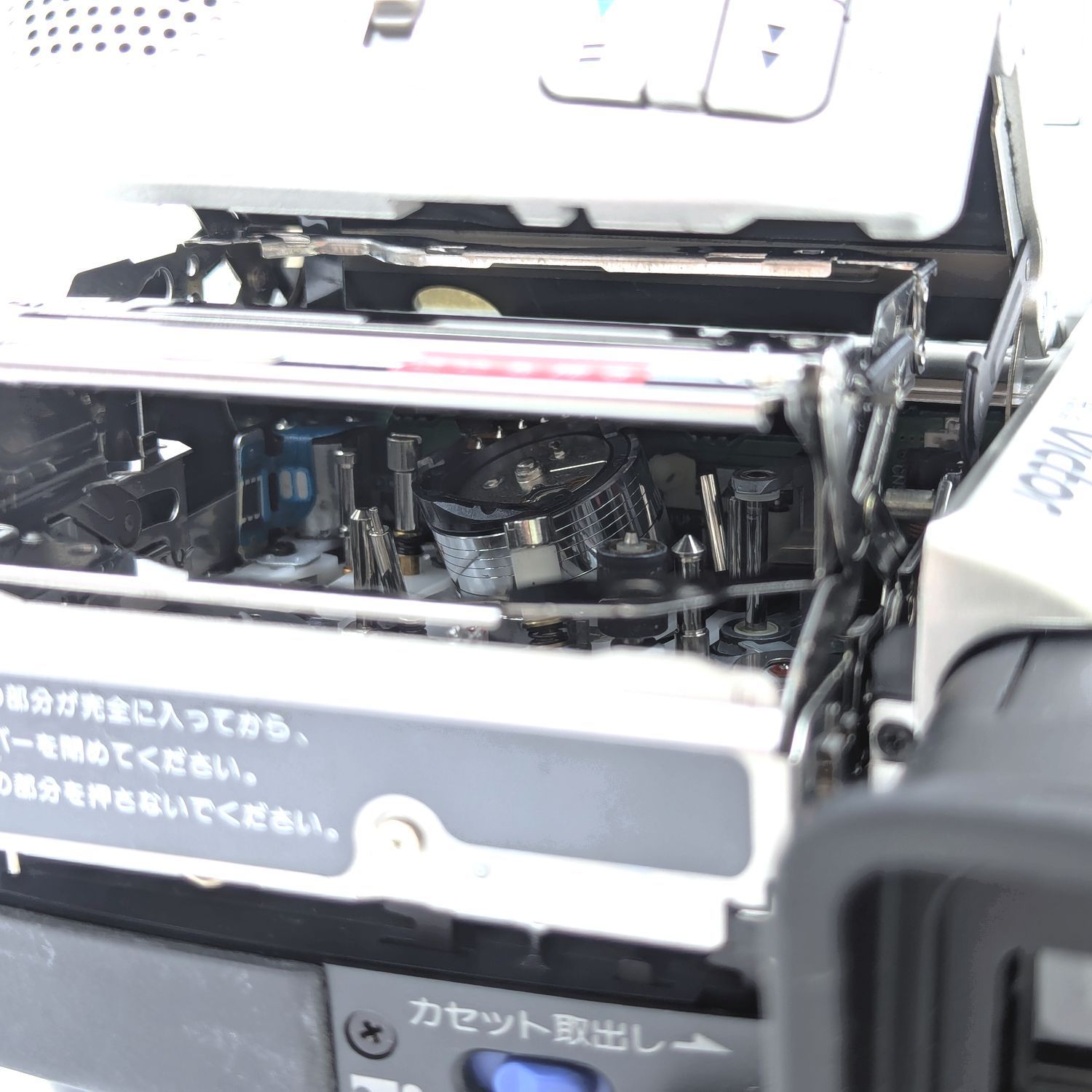 Victor ビクター GR-DVF1 本体のみ miniDVビデオカメラ 整備済み